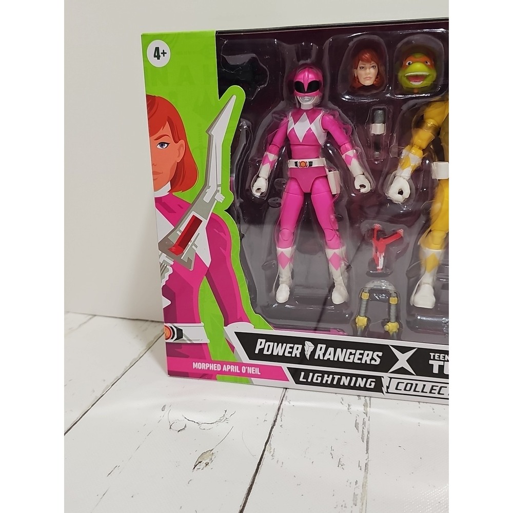 Hasbro Power Rangers X TMNT Lightning Collection Michelangelo & Pink Ranger - Picture 2 of 11